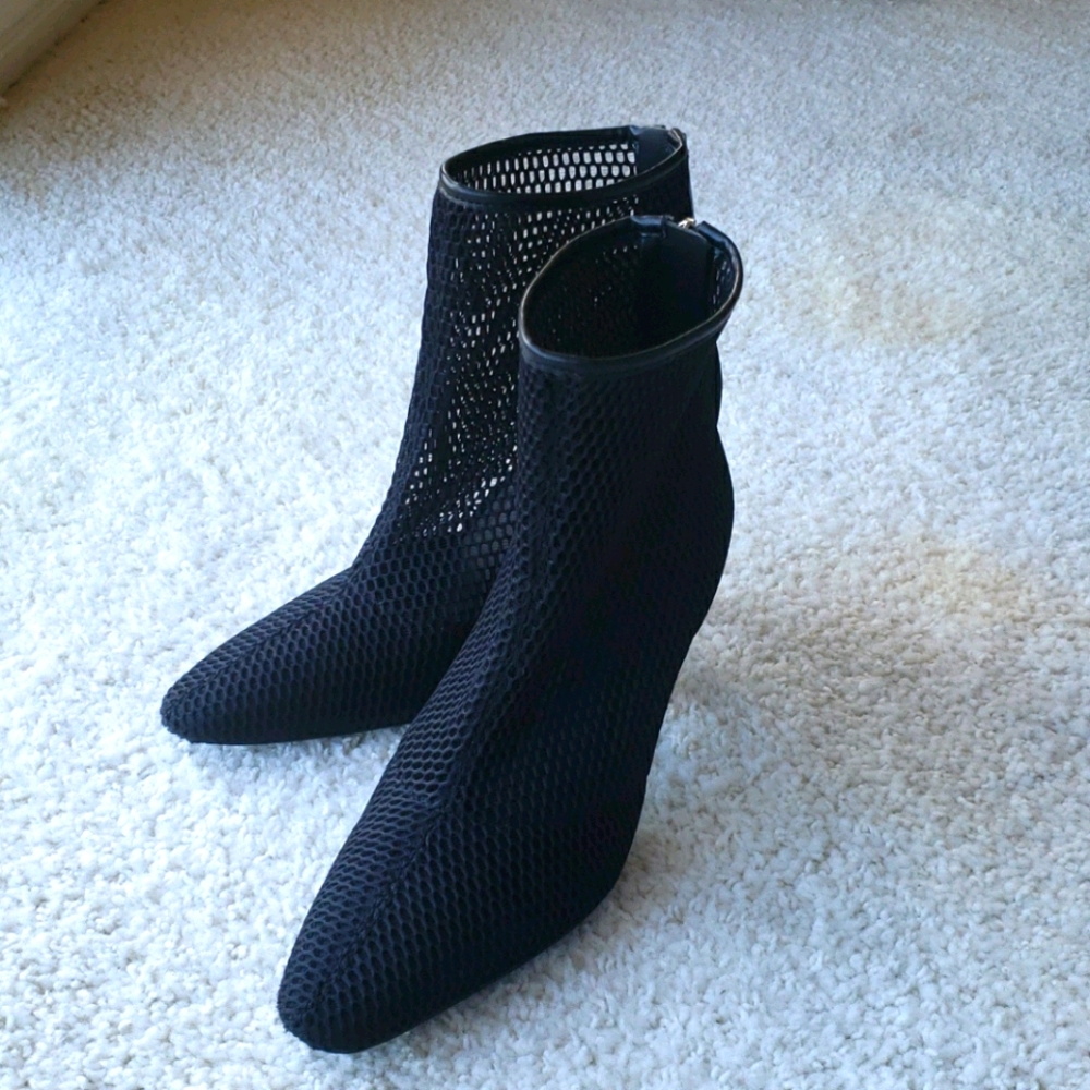 Zara size 7 mesh boots